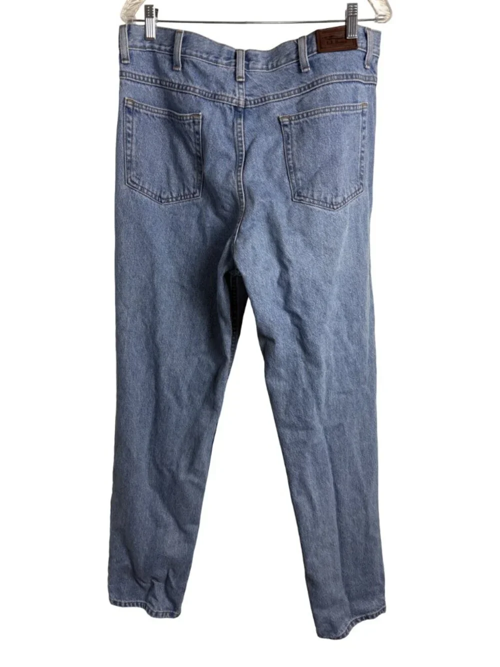 L.L.Bean Classic Fit Straight Leg Jeans Shoes? Men's Light Blue Denim 35x34